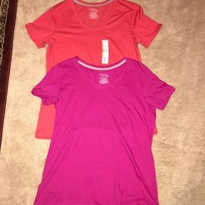 V neck tee